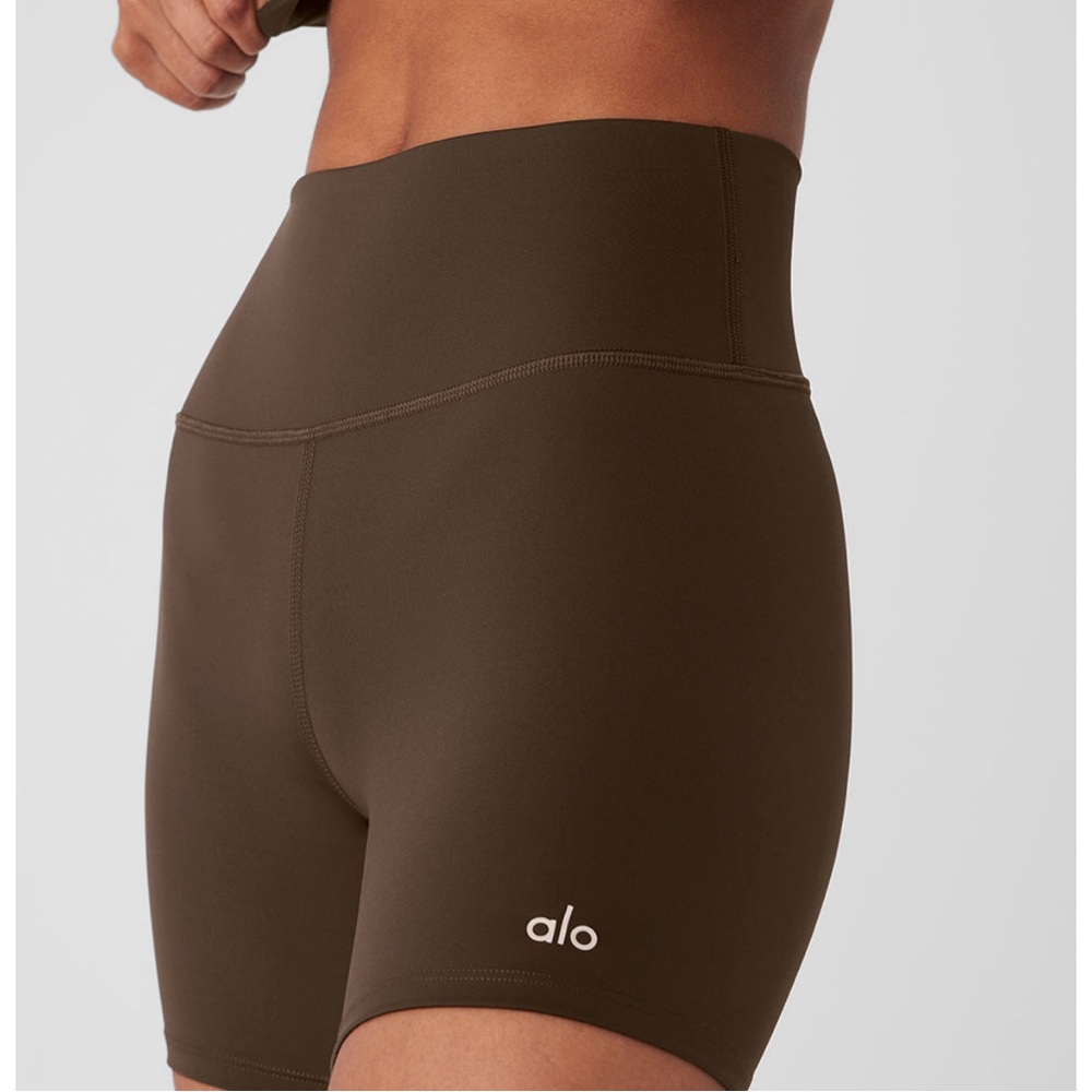 ALO Yoga Women's 5” Airlift Espresso High-Waist Bike Shorts NWOT